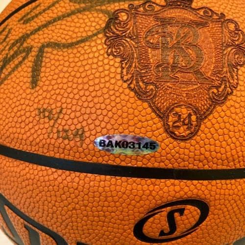 Kobe Bryant חתם נדיר KB24 NBA משחק כדורסל סיפון עליון UDA COA - כדורסל חתימה