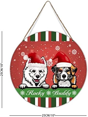 כלב בהתאמה אישית עם כובע סנטה שלט עץ פתית שלג פסים ירוקים אדומים קיר קיר לקישוט בית לוח כלב חג המולד
