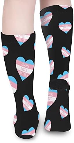 Trans Lives Matter Heart מודפס צבע תואם גרביים אתלטי ברך גרביים גבוהים לגברים נשים