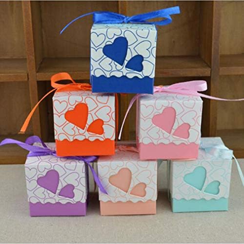 Yurasiku 50 pcs Hollow Love Love מתנה קופסאות ממתקים קופסאות לחתונה לטובת מתנות שקיות עם סרט למקלחת